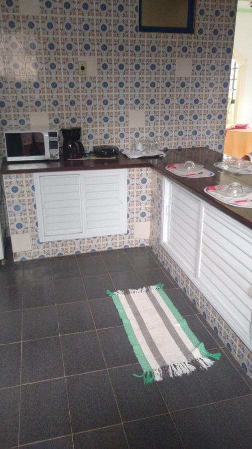 Casa Terrea A 2 Min Da Praia Dos Anjos 아라이알도카보 외부 사진